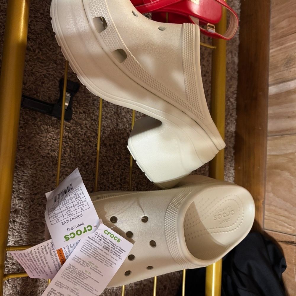 CROCS Women's Elevated Cream Mules